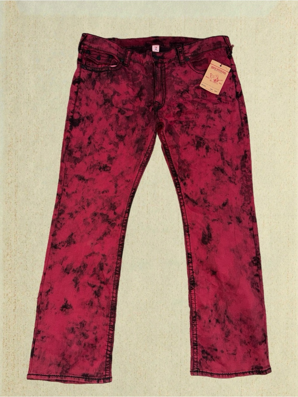NWT True Religion mens Red and Black Tie-Dye Straight Leg Jeans
